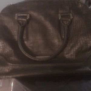 A Ivanka trump purse!